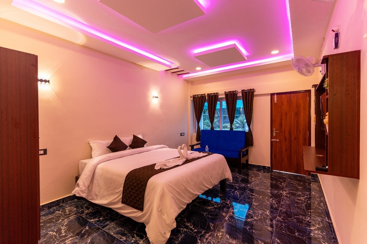 Deluxe Room accommodation Puducherry