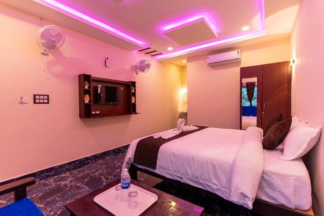 Deluxe Suite Room at Auro Beach Resort